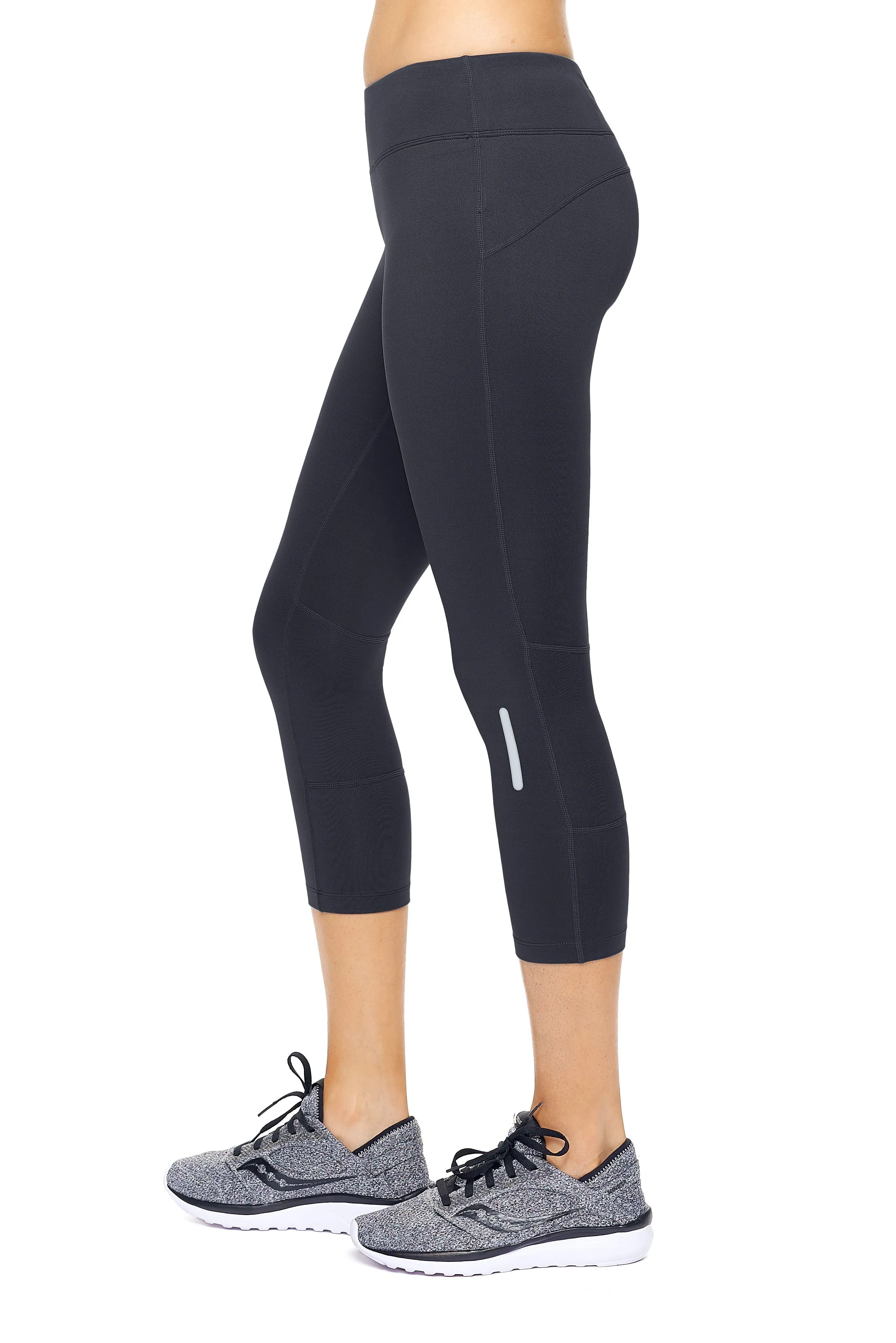 AQ1011 Mid-Rise Zipper Pocket Capri Leggings