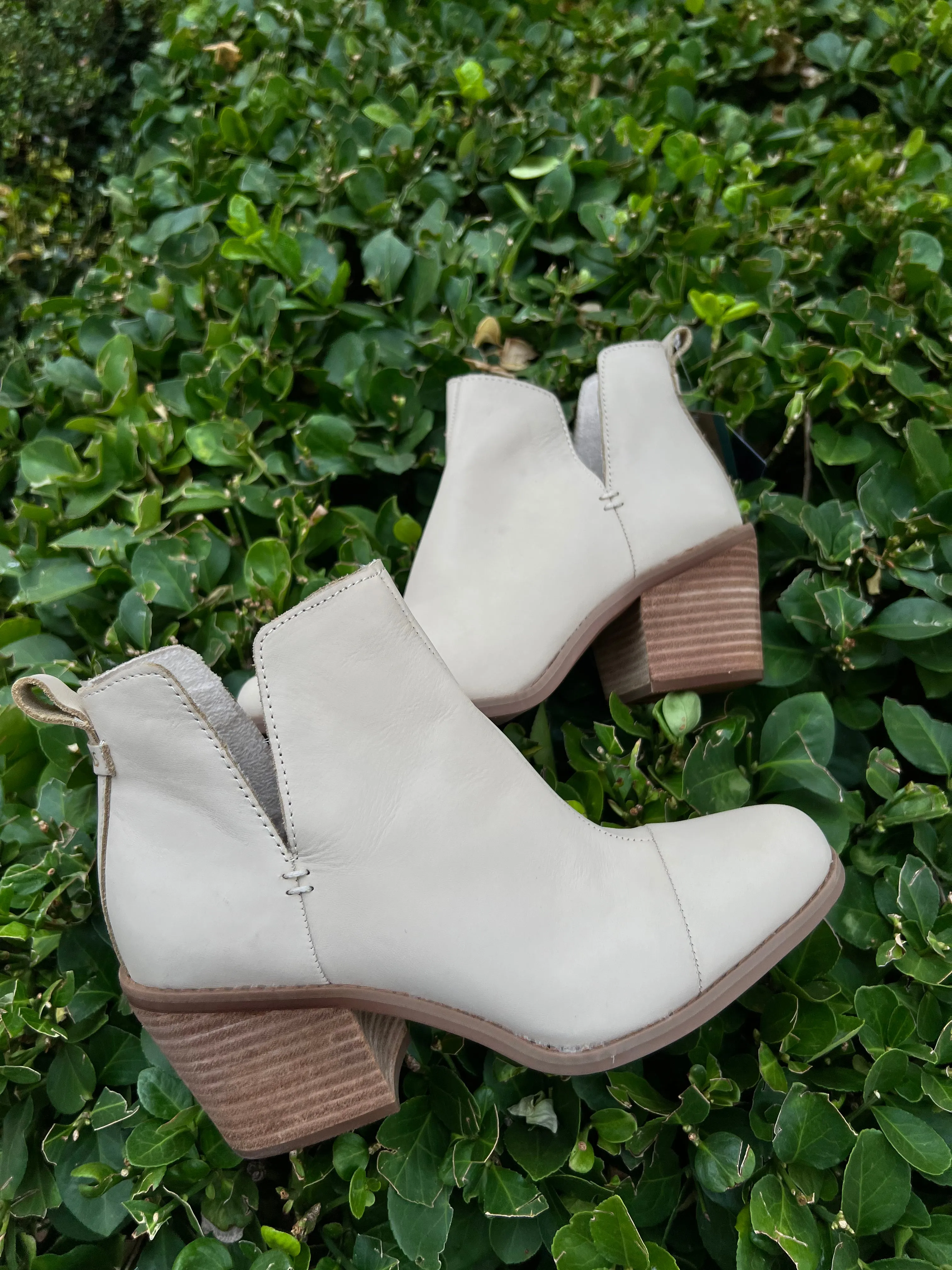 Everly Cutout Bootie, Beige