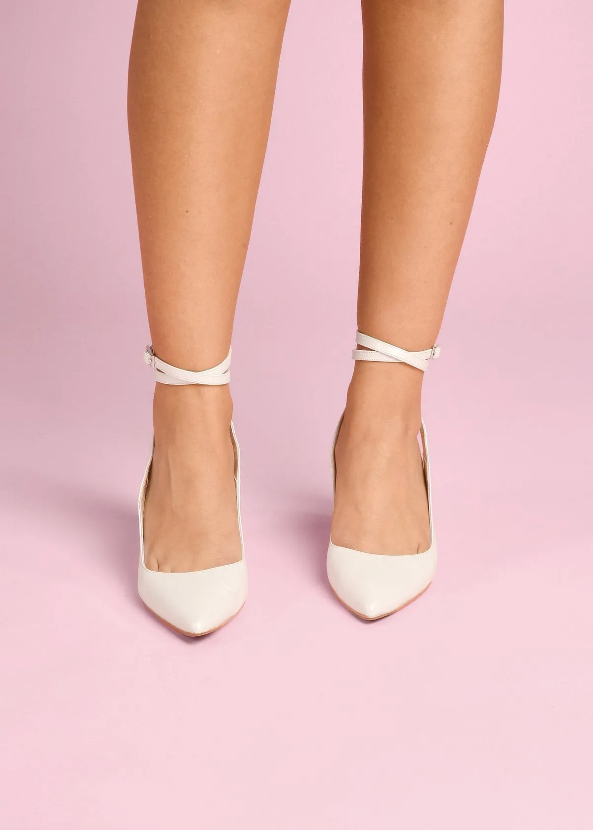 Jamie - Ivory Pointed Bridal Block Heel