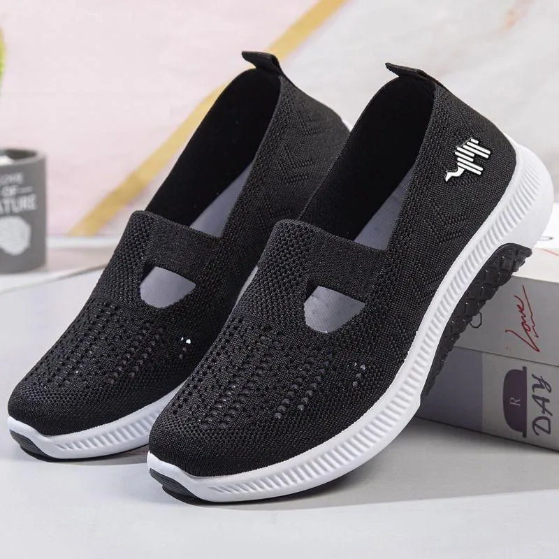 Slip on mesh breathable casual non-slip soft-soled walking sneakers